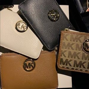 Wallets with key chains and zipper 4 CC slots